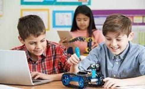 توجيهات لكيفية حماية طفلك من "الذكاء الاصطناعي"