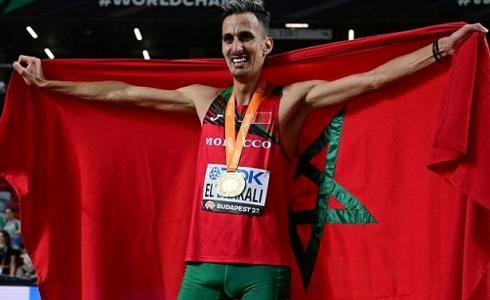 سفيان البقالي بطل العالم لمسابقة 3 آلاف متر للمرة الثانية على التوالي