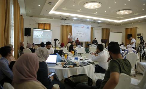 فلسطينيات تفتتح "نادي مناظرات فلسطين"