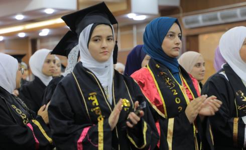 لخدمات الطبية تكرم أبناء العاملين الناجحين في الثانوية العامة