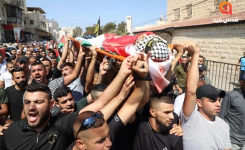 جماهير فلسطينية تشيع جثمان الشهيد عثمان أبو خرج في جنين