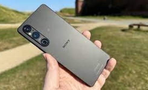 تعرف على مواصفات هاتف سوني الجديد Xperia 1V  ومميزاته وسعره