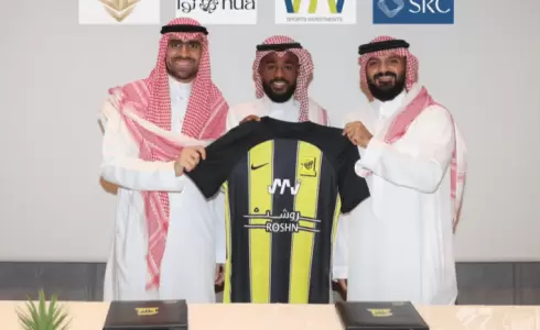 الاتحاد السعودي يجدد عقد مهند الشنقيطي