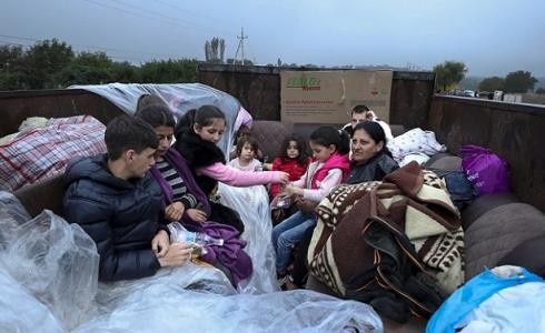 13350 شخصا نزحوا قصرا من ناغورني