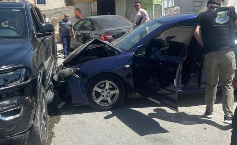 حادث سير بين مركبة غير قانونية وإحدى سيارات موكب رئيس الوزراء