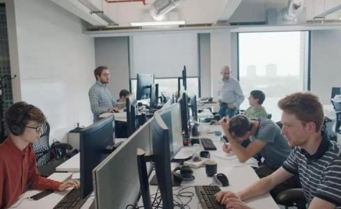 "غوغل" تستخدم الذكاء الاصطناعي لتحديد الجينات المسببة للأمراض