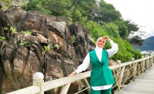 اليوم الوطني السعودي: تنسيقات بالأبيض والأخضر لإطلالات أنيقة