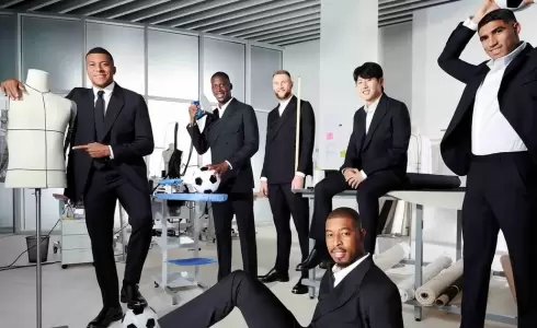 إطلالات جديدة من ديور للاعبي باريس سان جيرمان