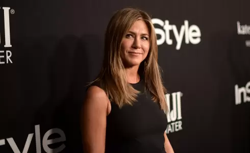 5 أسرار خلف جمال جينيفر أنيستون فى سن الـ 54 تعرف عليها