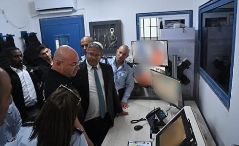 زيارة مفاجئة من بن غفير لسجن جلبوع