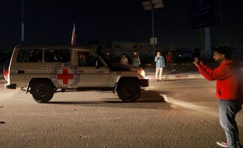 قطر: سيتم الليلة الإفراج عن 39 أسيرا فلسطينيا مقابل 13 محتجزا إسرائيليا