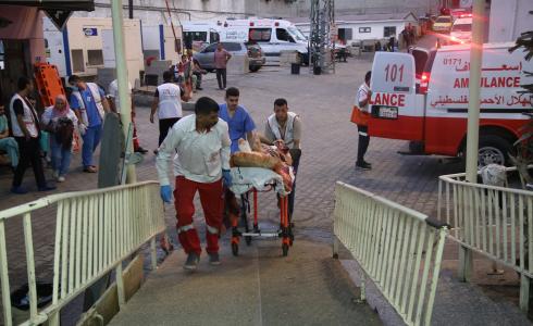 مستشفى العودة شمال غزة يغلق أقسام العمليات والأشعة