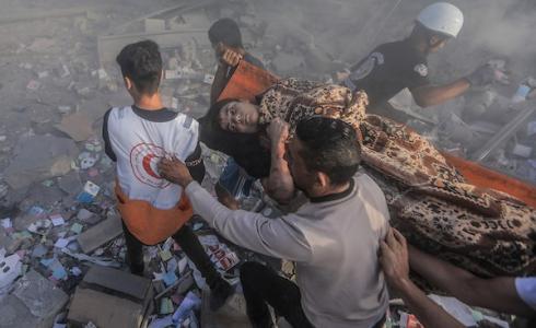 جيش الاحتلال يواصل قصف غزة وسقوط شهداء وجرحى