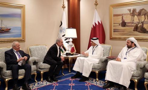 اشتية يبحث مع نظيره القطري العمل المشترك لوقف الحرب على غزة