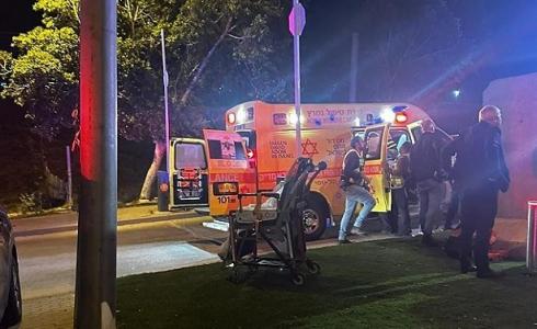 إصابة عنصري أمن إسرائيليين بعملية طعن في القدس