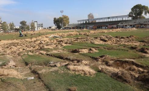 بلدية غزة- الاحتلال دمر ملعب اليرموك وحوله لمركز اعتقال للمدنيين