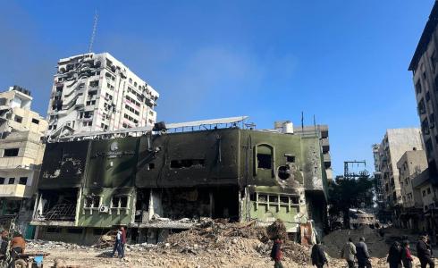 الجيش الإسرائيلي يحرق مستشفى أصدقاء المريض في غزة