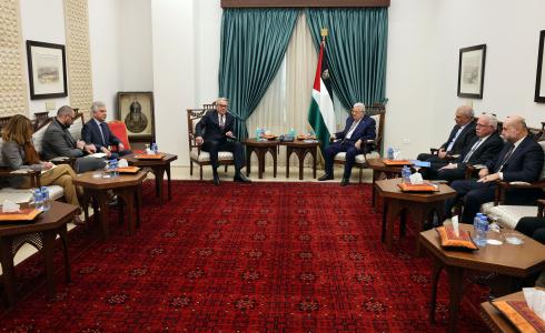 الرئيس الفلسطيني محمود عباس مع وينسلاند