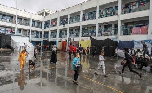 الأمطار تفاقم معاناة نازحي الحرب الإسرائيلية على غزة
