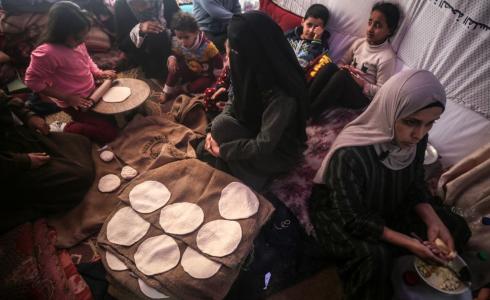 63 امرأة تقتل يوميا في غزة غالبيتهن أمهات