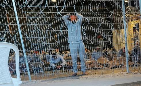 طبيب إسرائيلي يكشف عن ظروف معتقلي غزة