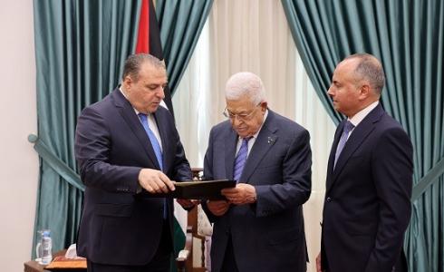 الرئيس عباس يتسلم دعوة لحضور مؤتمر الاستجابة الإنسانية الطارئة في غزة