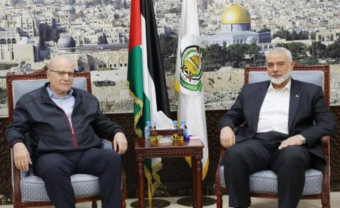 تفاصيل لقاء قيادة حماس مع الديمقراطية في الدوحة