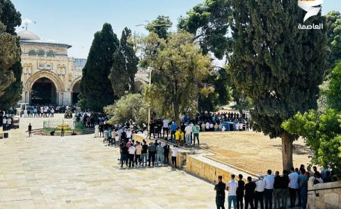 صلاة الجمعة في المسجد الأقصى