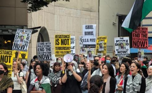 متظاهرون في واشنطن يطالبون بتحقيق مستقل في مقتل الناشطة عائشة إيجي