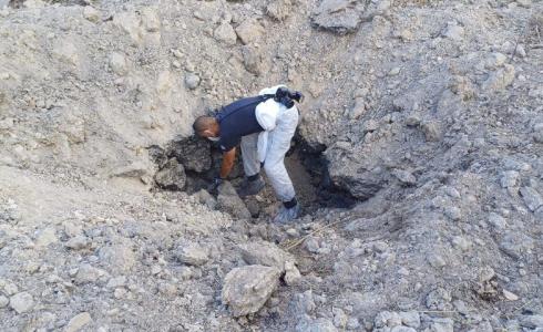 الحفرة التي فتحها الصاروخ الذي أطلق صباح اليوم من اليمن واستهدف أراضينا المحتلة