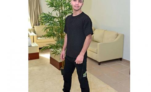 الشاب جهاد صقر في الإمارات بعد رحلة العلاج