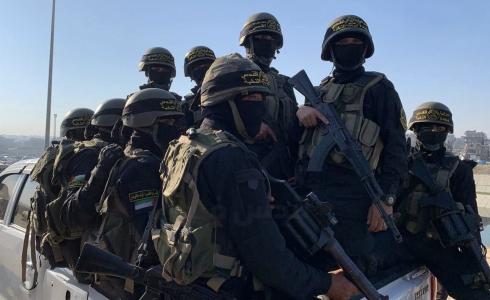 عناصر المقاومة خلال عملية الإفراج عن الأسرى