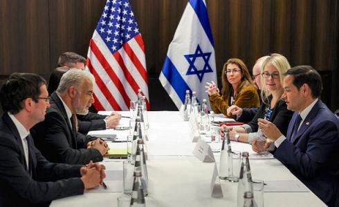 تفاصيل خطة لبيد لليوم التالي للحرب على قطاع غزة