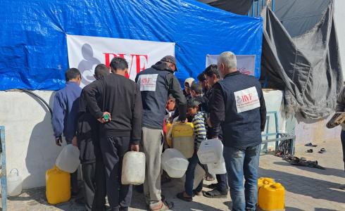 مؤسسة RVF تطلق وحدة تحلية شمال غزة لتوفير مياه آمنة لآلاف الأطفال العائدين وعائلاتهم