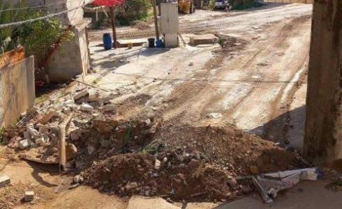 تجريف البنية التحتية في مخيم الفارعة