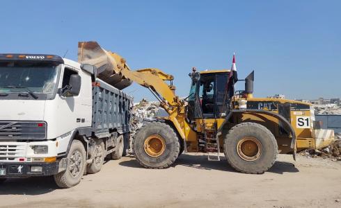 بلدية جباليا النزلة تعلن بدء تنفيذ مشروع فتح الشوارع وإزالة الركام