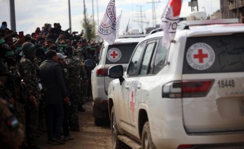 الصليب الأحمر - تعبيرية