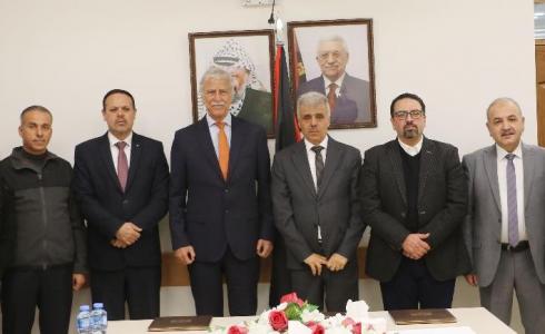 التربية توقّع اتفاقية ثلاثية لتعزيز تعليم