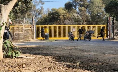 لحظة وصول عناصر الشاباك والجيش غلى نير عوز في السابع من أكتوبر