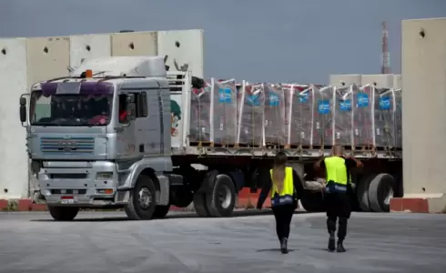 دخول المساعدات إلى قطاع غزة  - أرشيفية