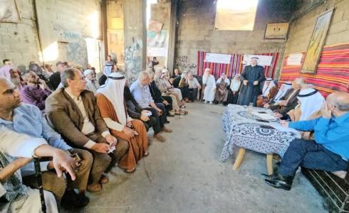 اللجنة الشعبية للاجئين بالمغازي تنظّم لقاءً وطنياً