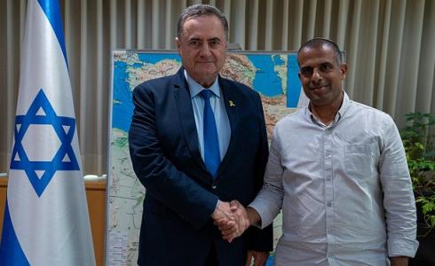 كاتس وتنعمي