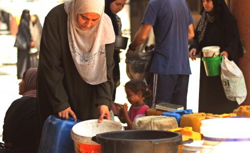 أم عبدو: صمود امرأة فلسطينية في وجه الحرب والنزوح