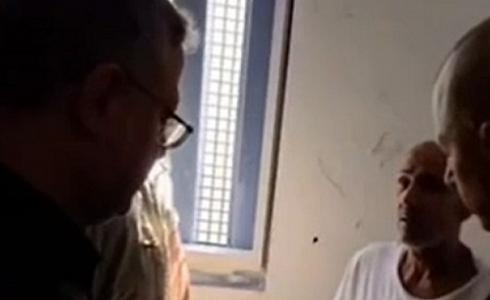 بن غفير يقتحم زنزانه الأسير مروان البرغوثي ويهدده