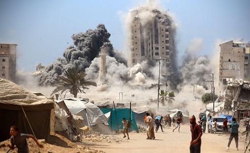 قصف برج مشتهى غرب مدينة غزة