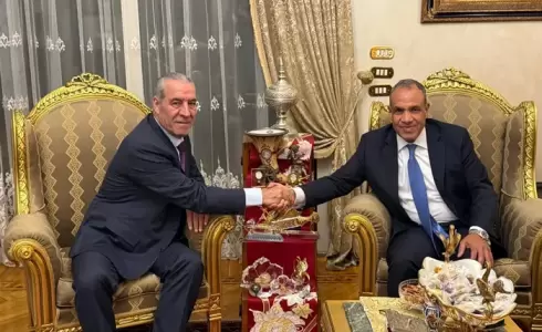 وزير الخارجية المصري ونائب رئيس دولة فلسطين