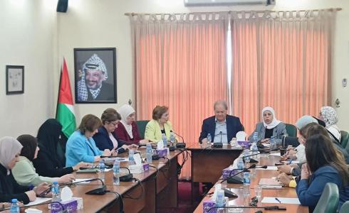 اجتماع عضوات المجلس المركزي