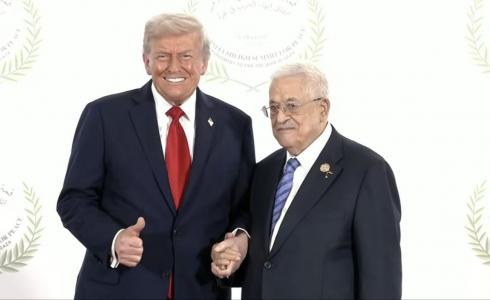 ترامب والرئيس محمود عباس خلال قمة السلام في شرم الشيخ