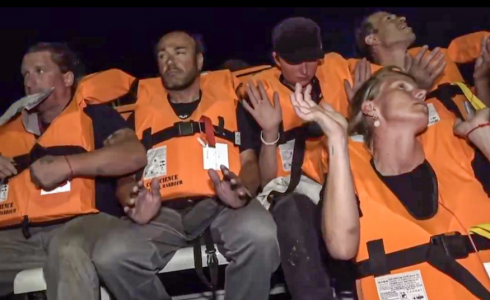 البحرية الإسرائيلية تعترض جميع سفن أسطول الحرية