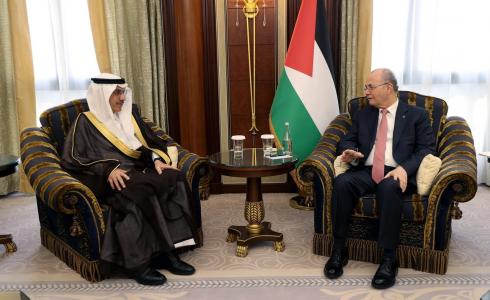 مصطفى يبحث مع رئيس مجموعة البنك الإسلامي سبل دعم الاقتصاد في فلسطين